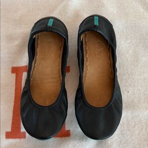 Tieks Black Leather Ballet Flats Like New